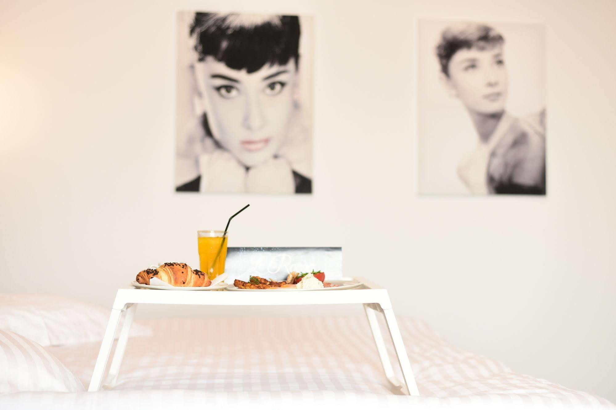 La Rocca Boutique Hotel Craiova Luaran gambar