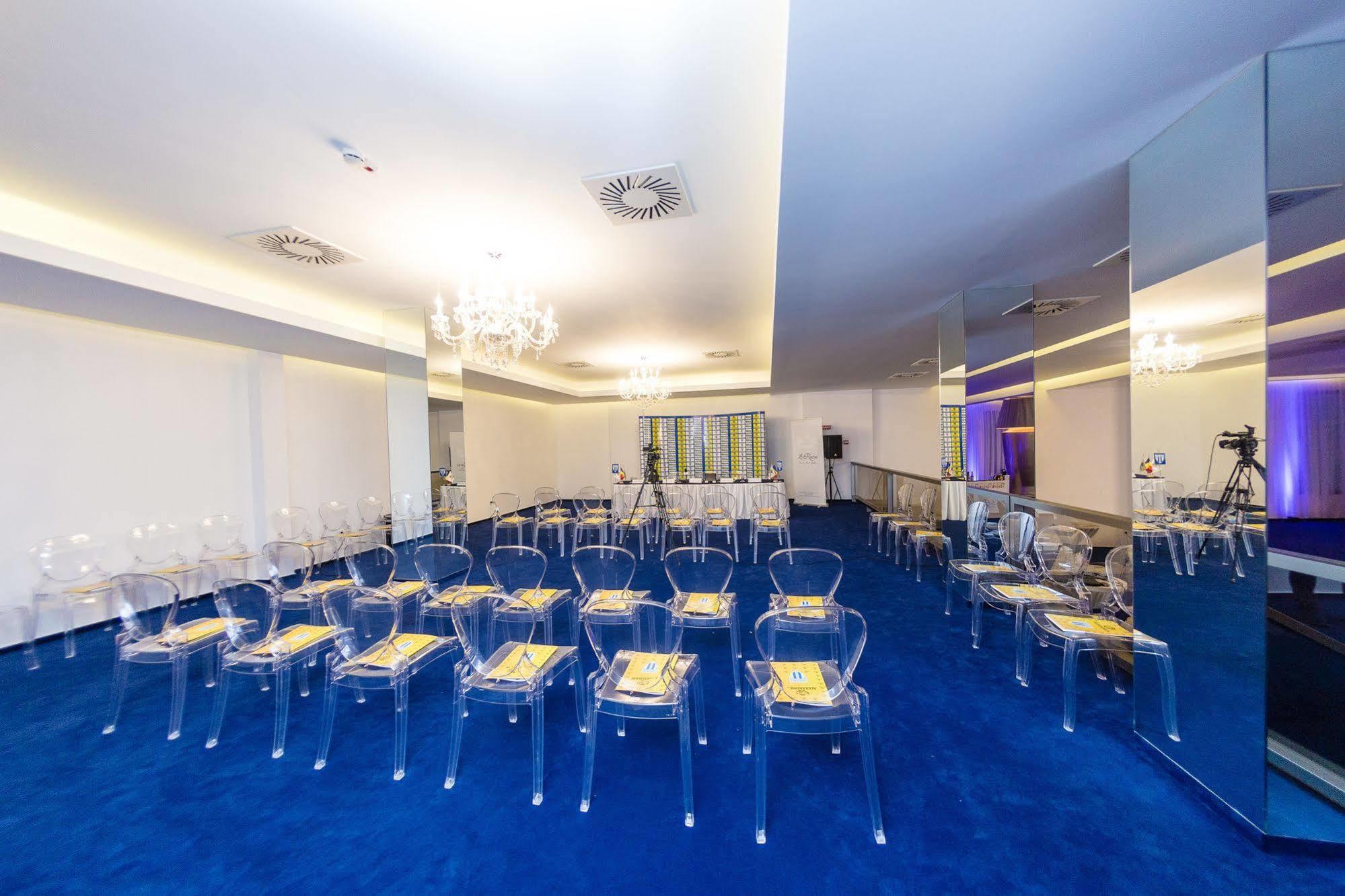 La Rocca Boutique Hotel Craiova Luaran gambar